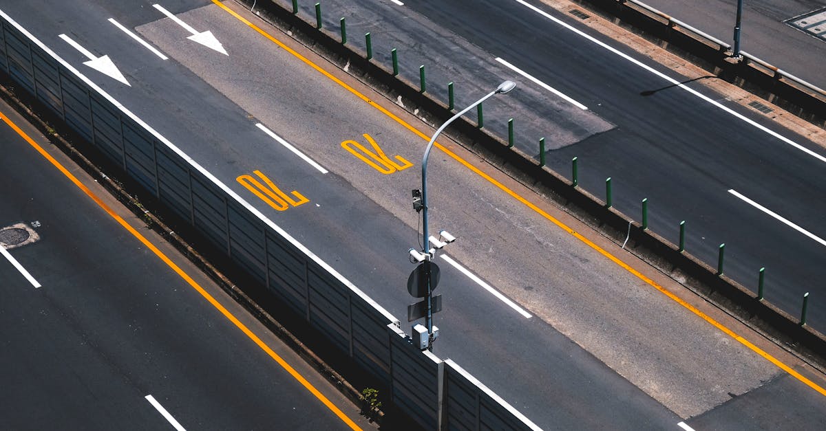 découvrez le rôle clé d'un traffic manager : optimiser la visibilité en ligne, gérer les campagnes publicitaires et analyser les performances pour maximiser le trafic et la conversion.