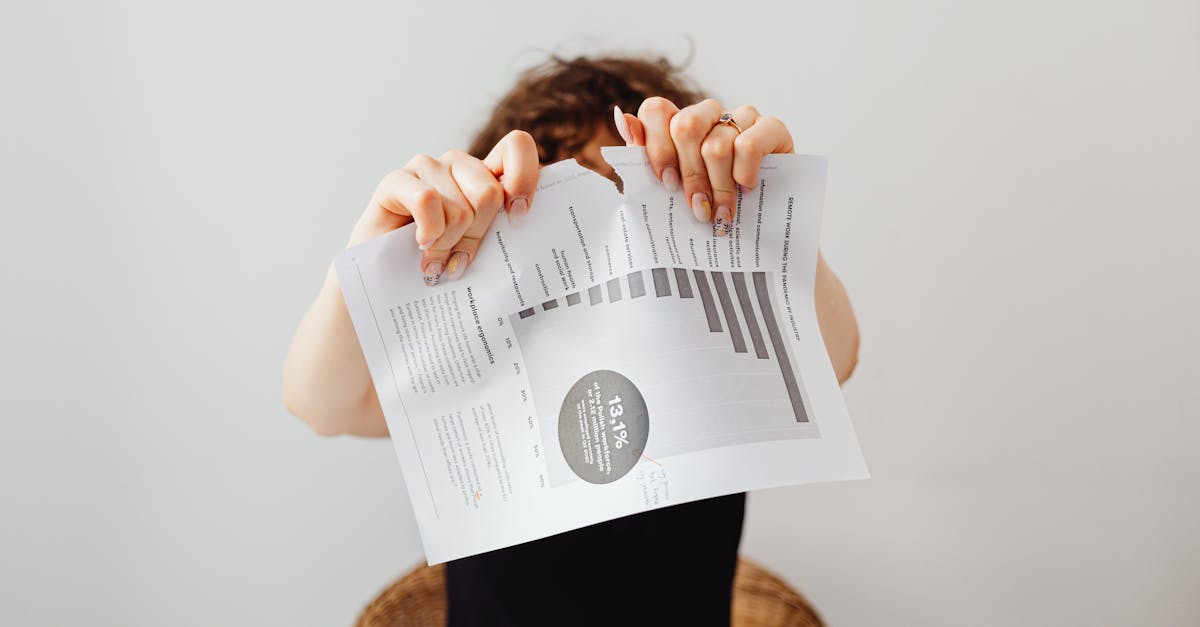 découvrez comment les heures de travail influencent la productivité, le bien-être des employés et l'équilibre entre vie professionnelle et personnelle.