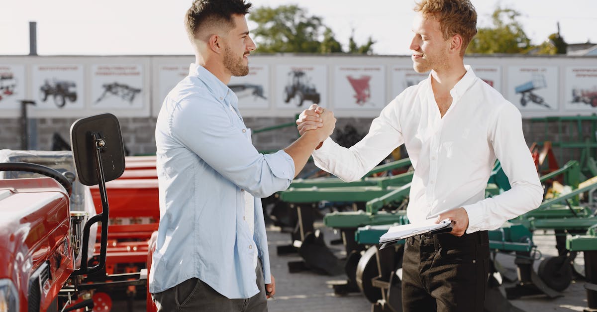 conseiller en ventes d'équipements agricoles : expert en solutions matérielles pour optimiser votre exploitation agricole avec des équipements performants et adaptés.