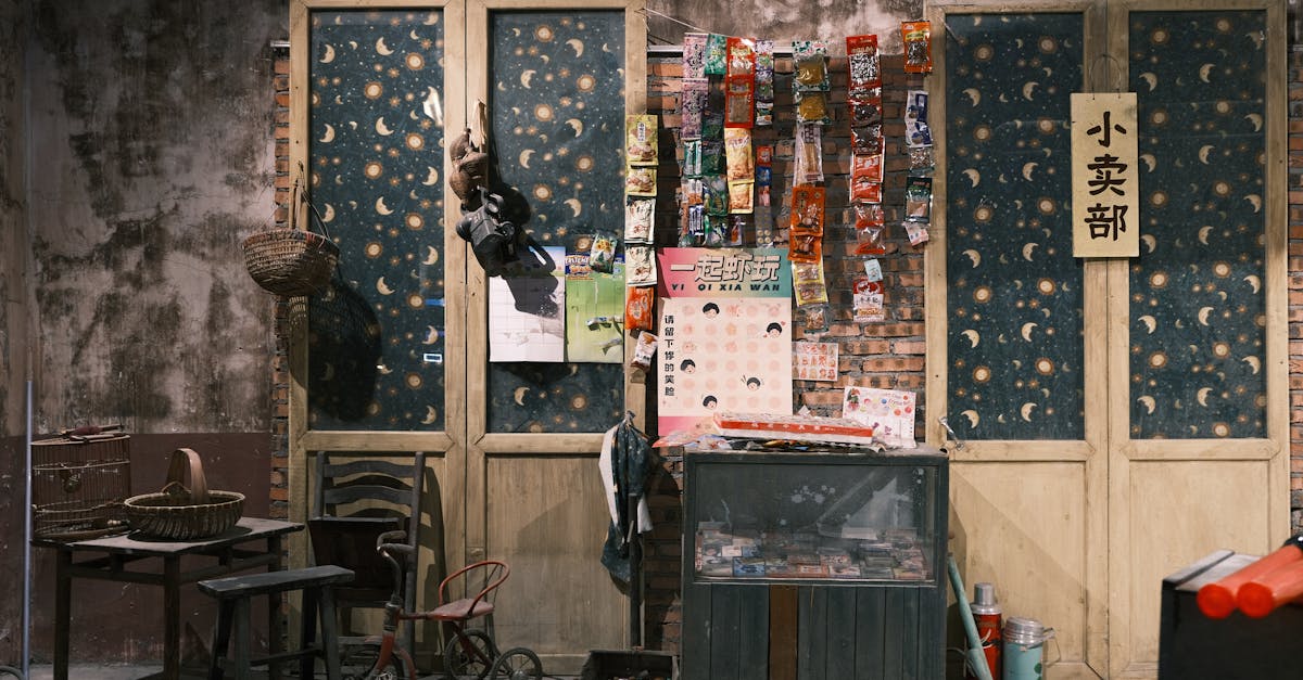 découvrez notre expert en antiquités, spécialisé dans la vente et l'achat d'objets rares et authentiques pour les collectionneurs et passionnés.