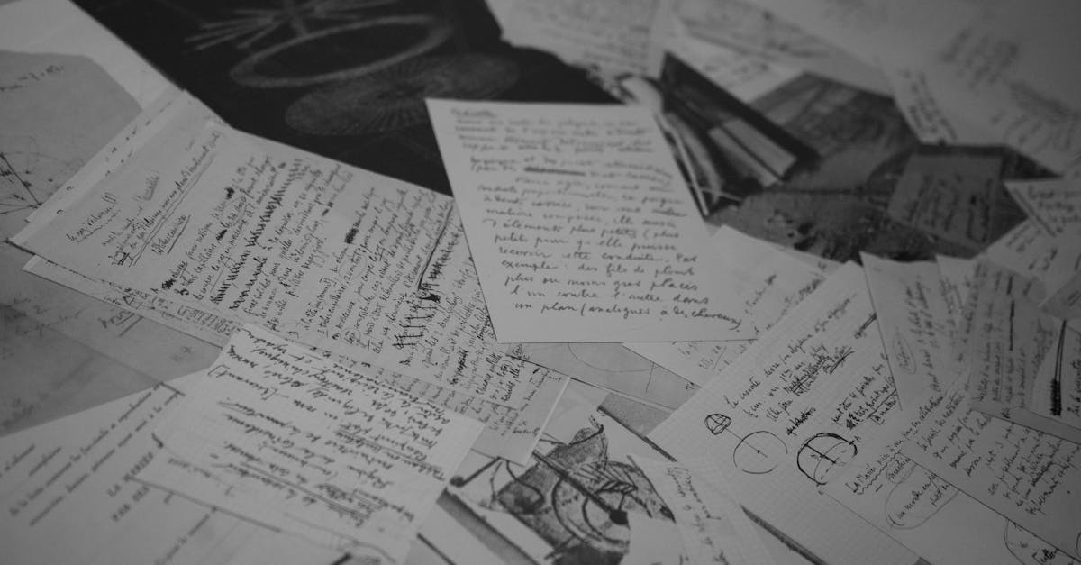 analyse approfondie des œuvres d'art, explorant les techniques, les styles et les significations pour mieux comprendre chaque création artistique.