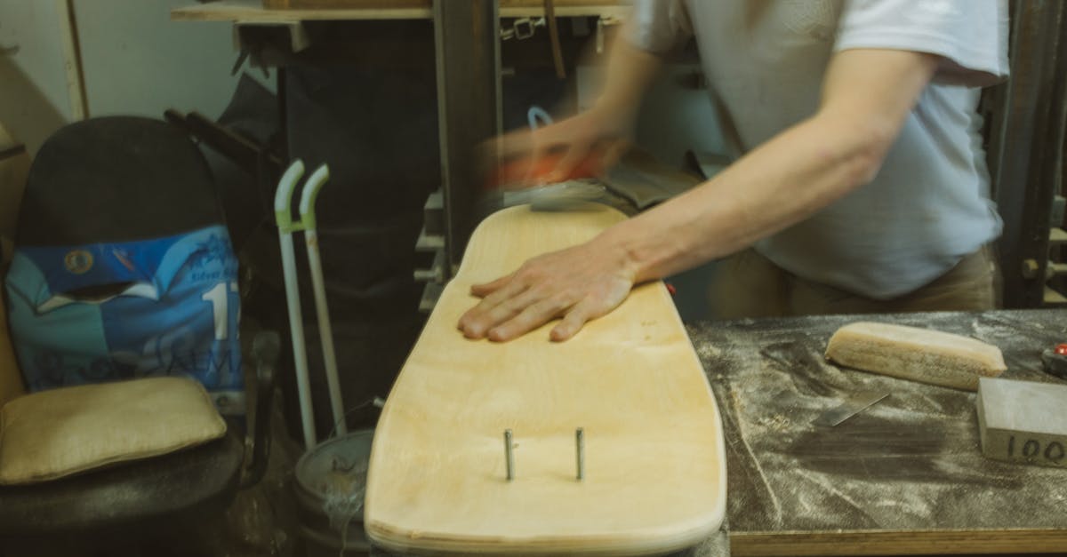 découvrez les meilleures pratiques pour une transition efficace du conseil d'administration, assurant continuité et succès organisationnel.