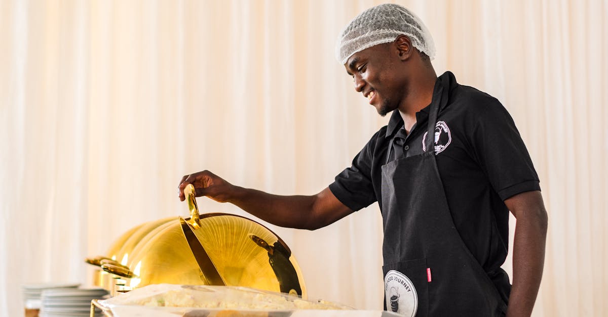 service traiteur professionnel proposant une cuisine raffinée pour tous vos événements, du mariage aux réceptions d'entreprise.