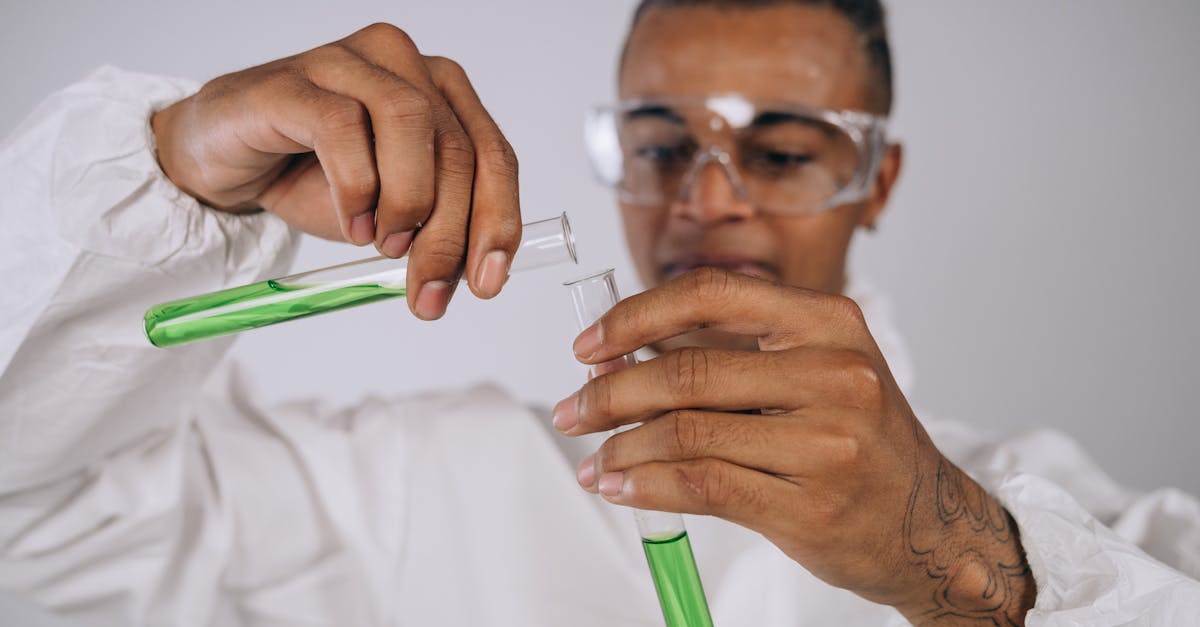 découvrez le métier de technicien chimiste : rôles, compétences et opportunités dans le secteur de la chimie industrielle et laboratoire.