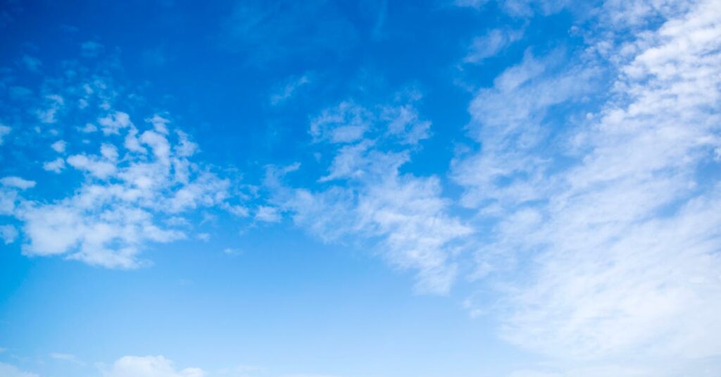 découvrez le rôle essentiel des climatologues dans l'étude du climat, la compréhension des changements climatiques et la protection de notre environnement pour un avenir durable.