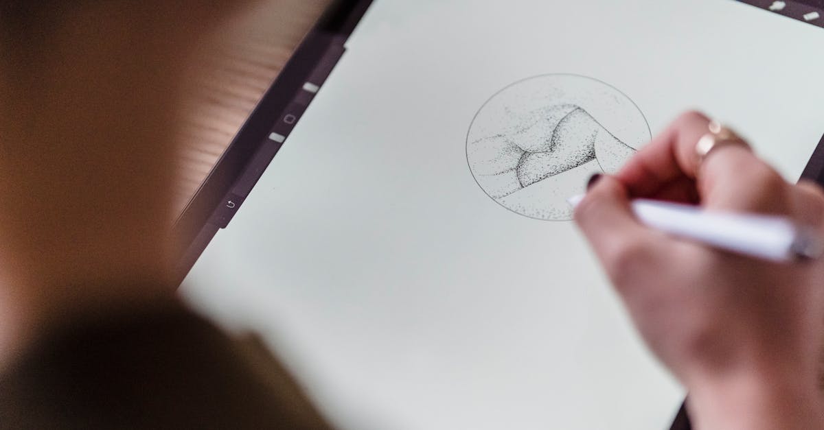 découvrez l'importance des compétences numériques pour réussir dans le monde moderne et boostez votre carrière avec les meilleures formations en digital skills.