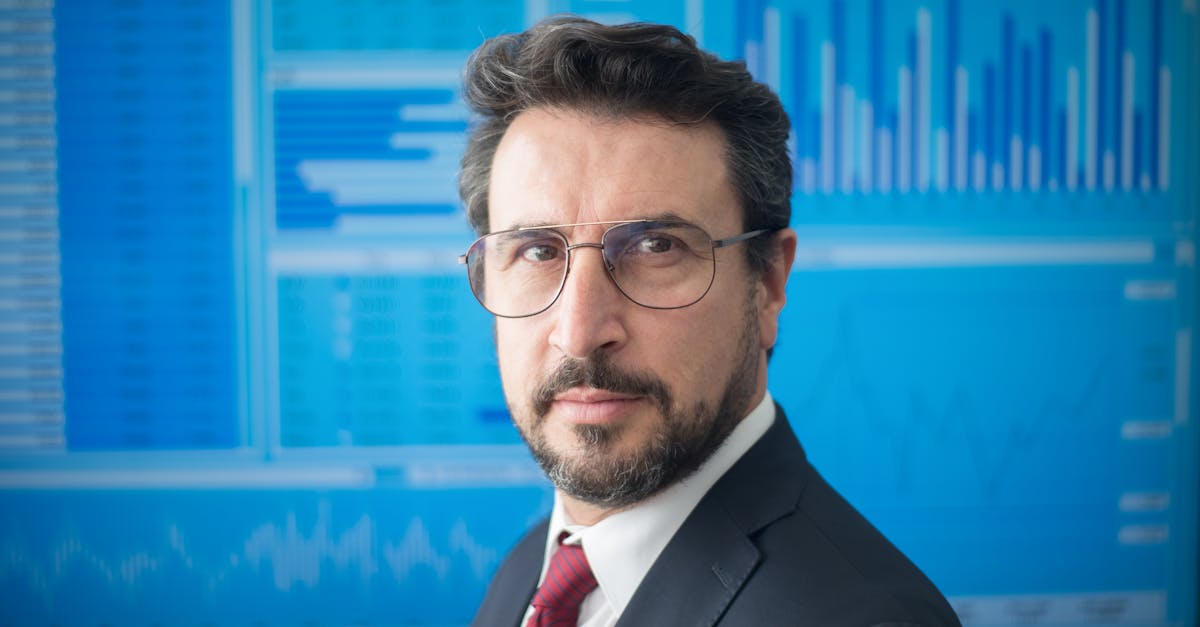 expert en analyse économique, fournissant des évaluations précises des tendances du marché, des données financières et des prévisions économiques pour soutenir la prise de décision stratégique.