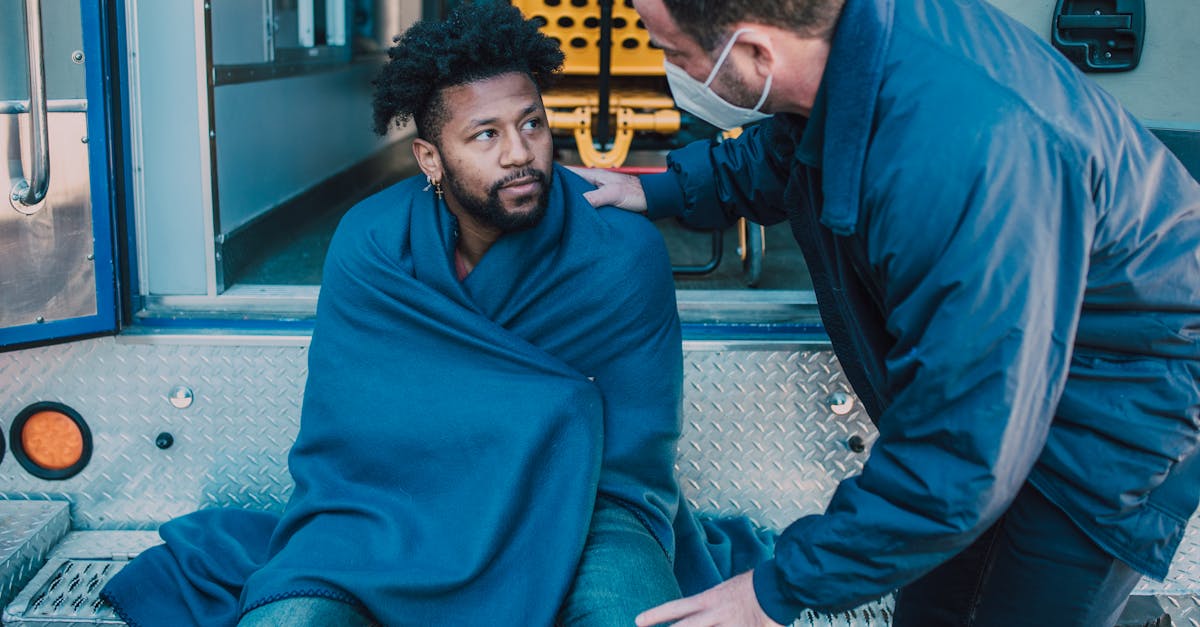 découvrez le parcours et les missions d'un médecin humanitaire, dédié à soigner les populations vulnérables dans les zones de crise à travers le monde.