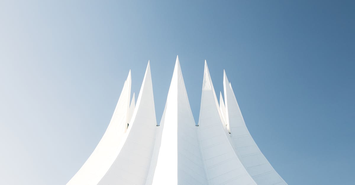 le diagramme d'ishikawa, aussi appelé diagramme en arêtes de poisson, est un outil visuel utilisé pour identifier et analyser les causes potentielles d'un problème afin d'améliorer la qualité et les processus.