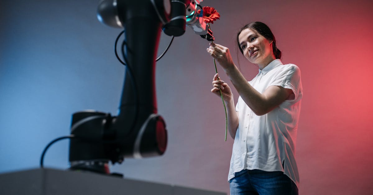 chercheur en robotique médicale spécialisé dans le développement et l'innovation de technologies robotiques pour améliorer les soins de santé et les interventions médicales.