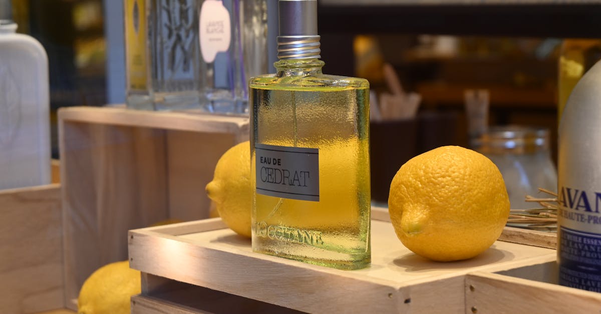 découvrez comment ouvrir une boutique de parfums : conseils pratiques, démarches administratives et astuces pour réussir dans le secteur de la parfumerie.