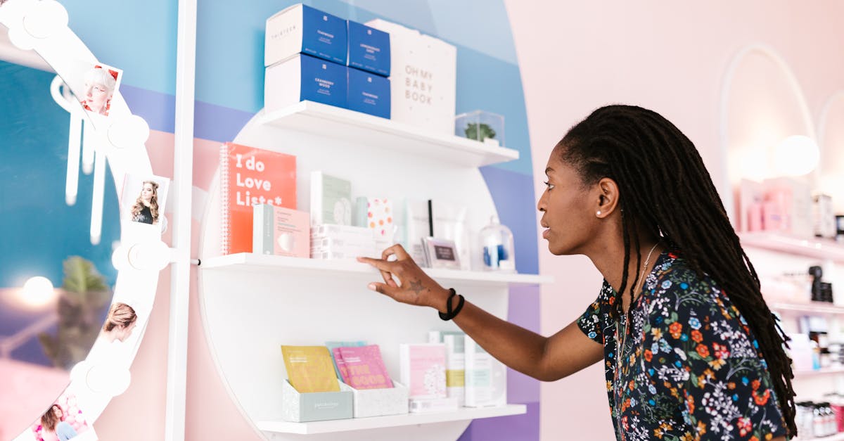 découvrez comment ouvrir une boutique de parfums : guide complet pour lancer votre commerce de parfumerie avec succès, conseils et étapes clés.