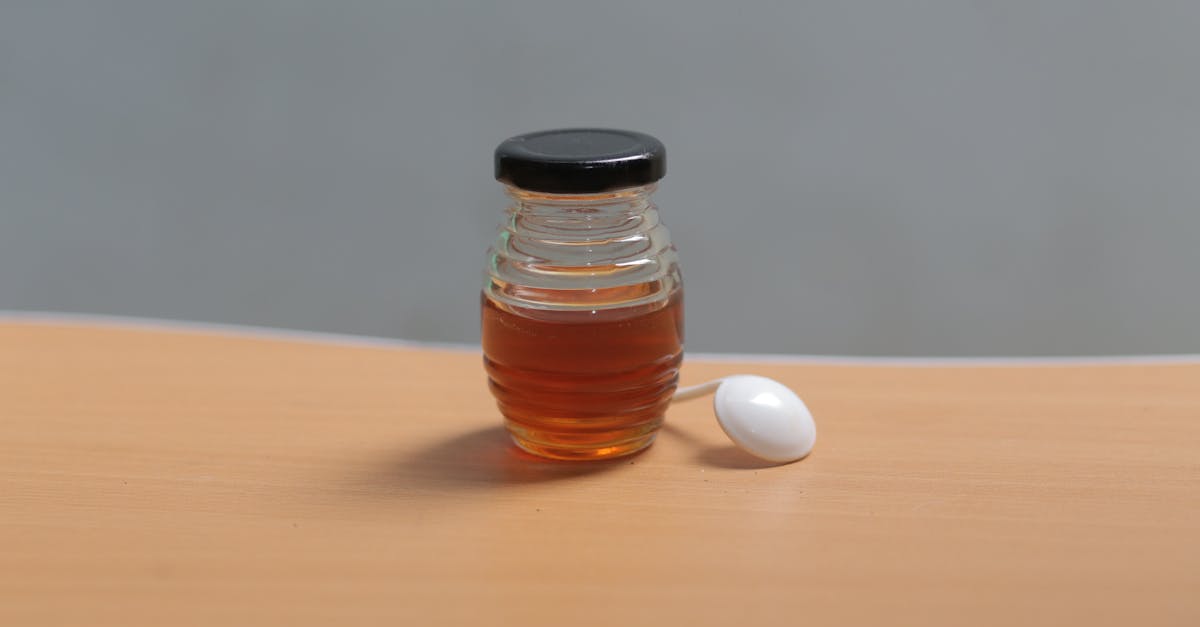 découvrez le rôle essentiel des pharmaciens dans la santé, leur expertise en médicaments et conseils personnalisés pour votre bien-être.