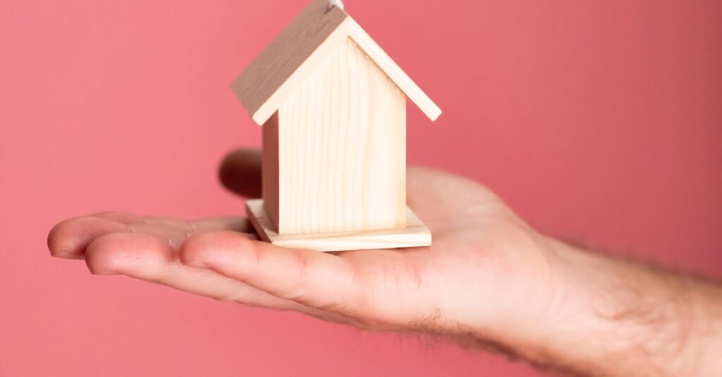 découvrez les causes et les conséquences du déficit immobilier, ainsi que les solutions pour répondre à la demande croissante dans le secteur de l'immobilier.