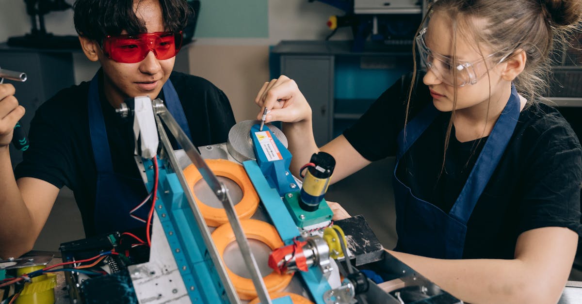 ingénieur commercial technique spécialisé dans la vente de solutions technologiques, alliant expertise technique et compétences commerciales pour répondre aux besoins des clients.