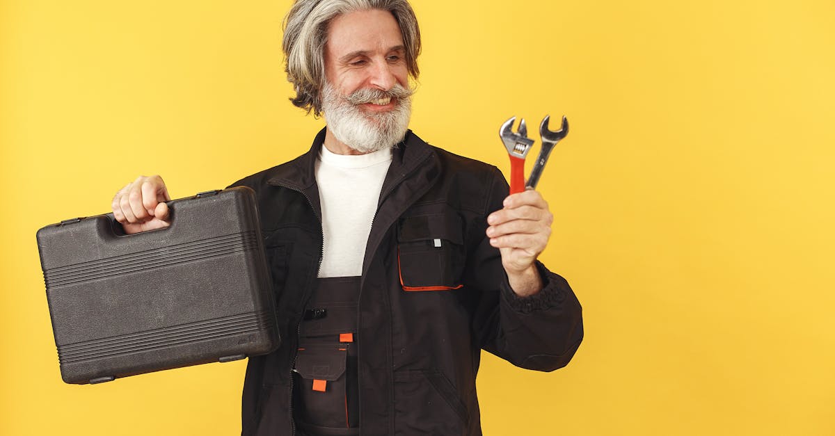 découvrez le rôle essentiel du technicien en traitement de l'eau, responsable de la surveillance, de la maintenance et de l'optimisation des systèmes de purification et de distribution d'eau.