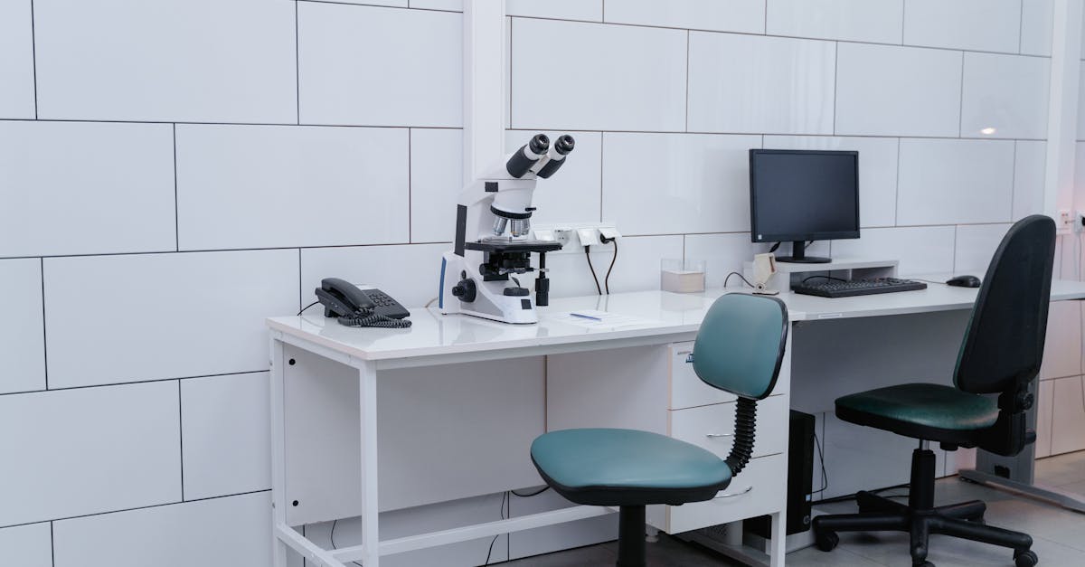 professionnels des animaux de laboratoire : expertise, soins et éthique au service de la recherche scientifique.