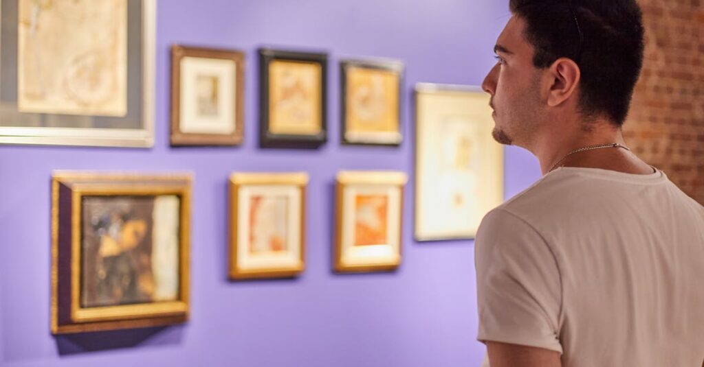 recherche d'antériorité : analyse approfondie des documents existants pour évaluer la nouveauté d'une invention avant dépôts de brevets.